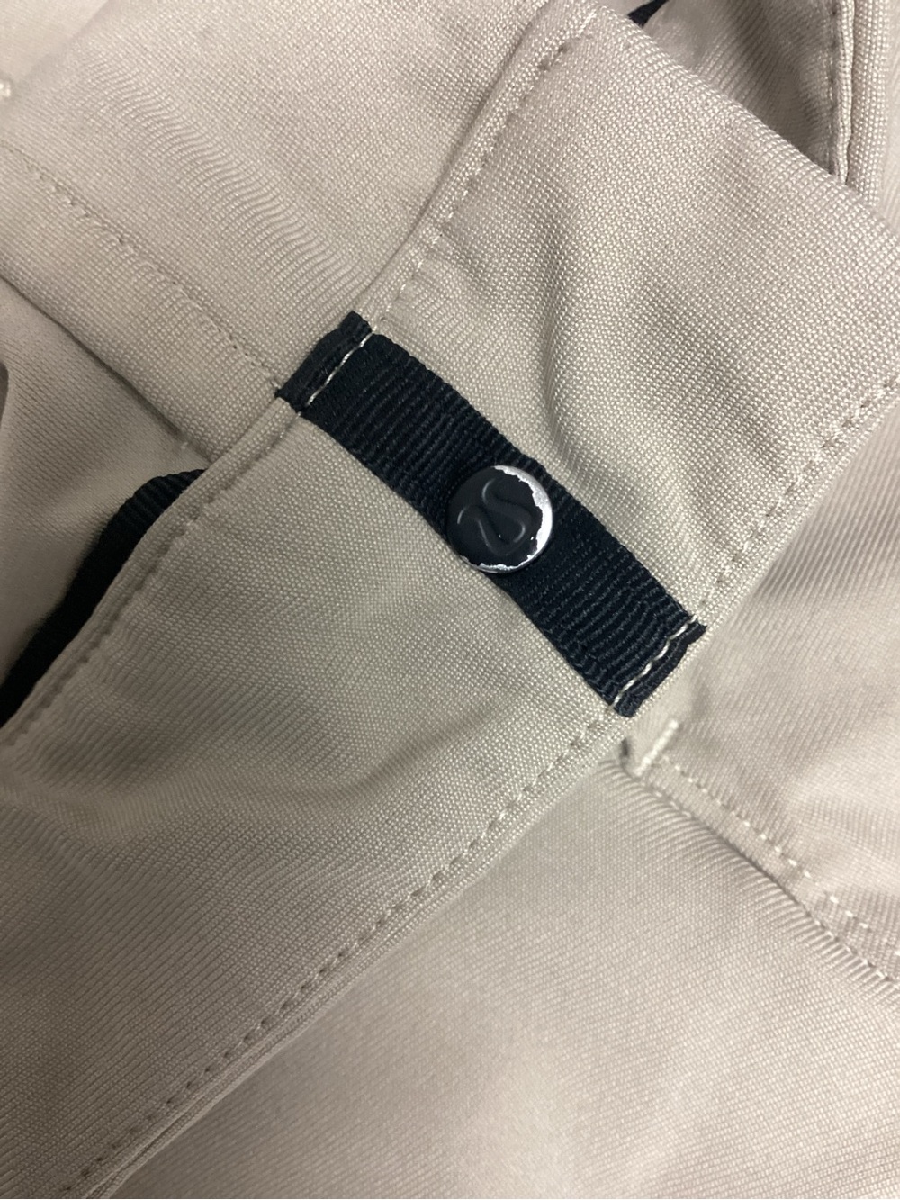 Lululemon commission slim fit Men's Classic Chino Pants warpstreme size 40 - Picture 13 of 14